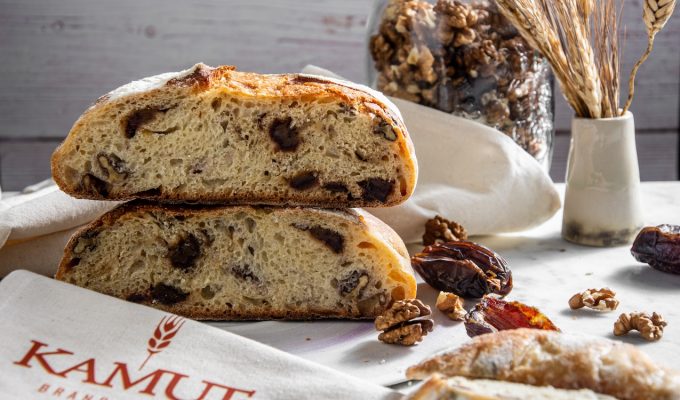 Pane KAMUT datteri noci miele