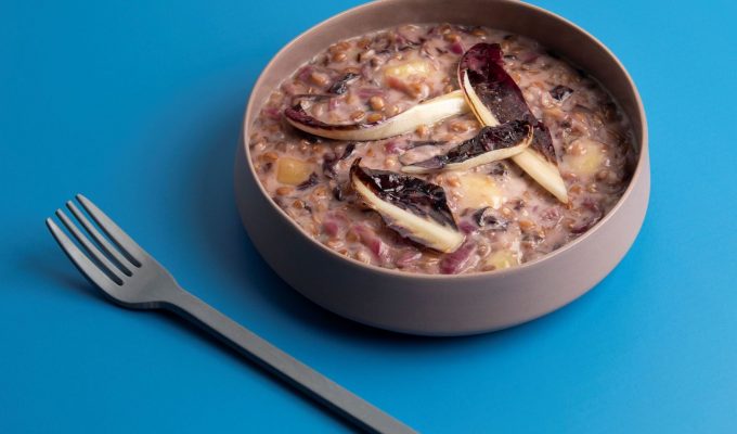 risotto di farro con radicchio e bitto