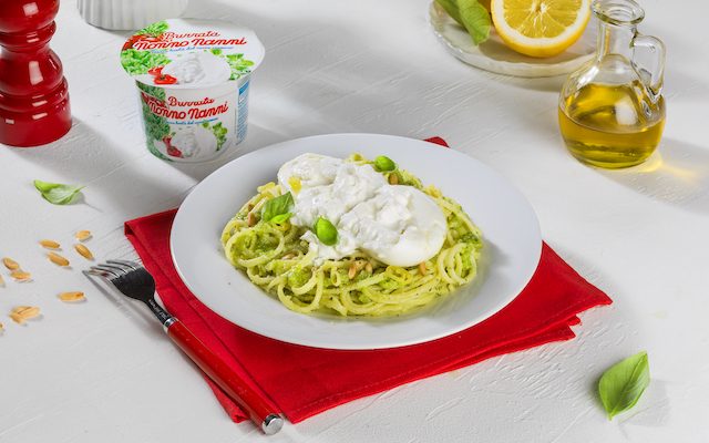 Linguine al pesto di limone con burrata